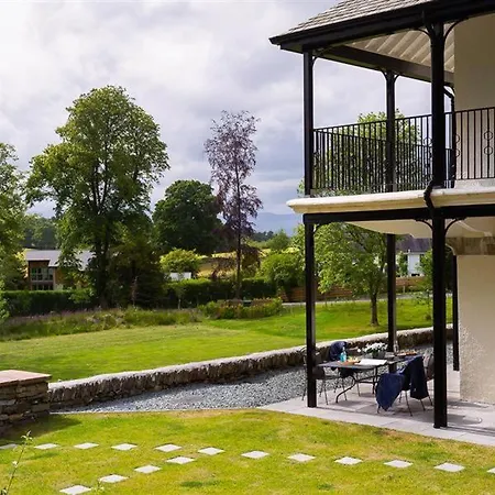 Muirhead At Applethwaite Hall * Windermere
